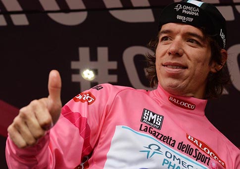 Rigoberto Uran in maglia rosa al Giro d'Italia ©Photo La Press/RCS Sport